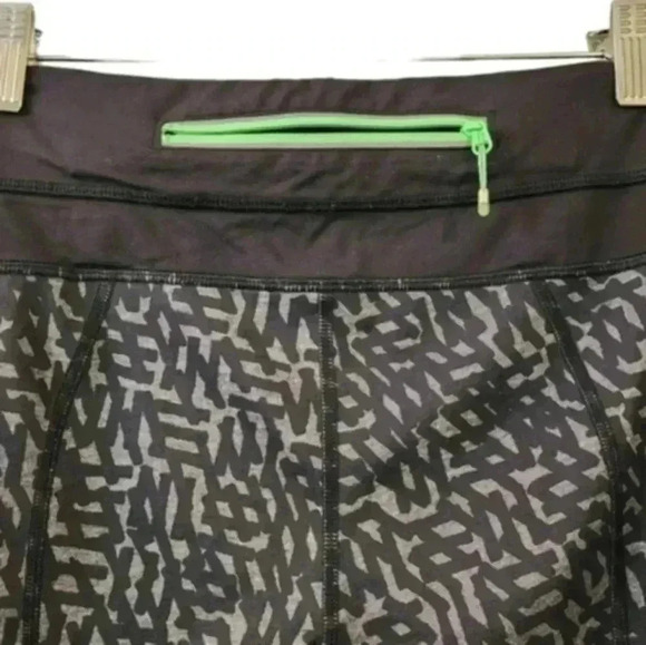 Lululemon Run Inspire Crop II Full-On Luxtreme Block-It  Pocket Net Pop 6/15 6 - Picture 6 of 13